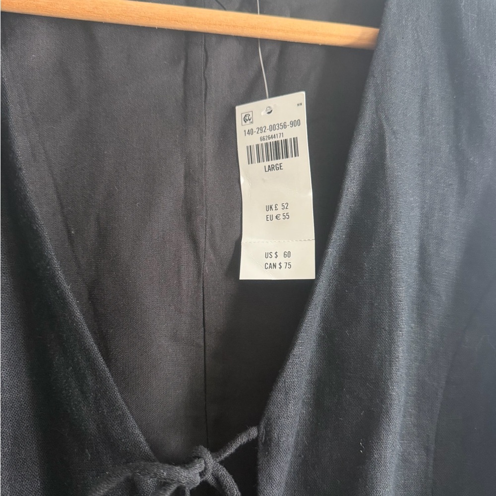 Abercrombie & Fitch Black Linen Tie-Front Tank Top - Picture 2 of 2